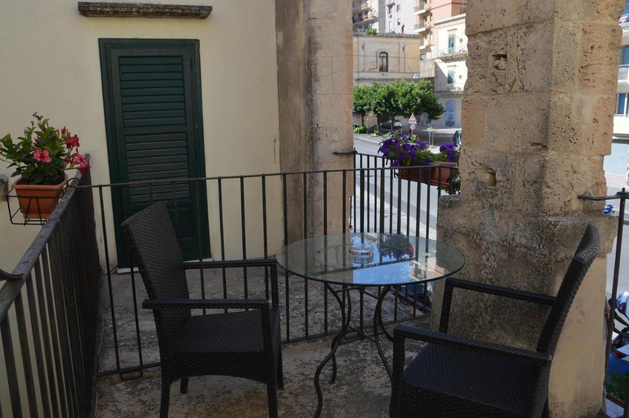 B&B Al Cortiletto Modica Centro Exterior photo
